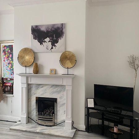 Gorgeous Stylish Cheri Victorian House In Manchester Villa Ngoại thất bức ảnh